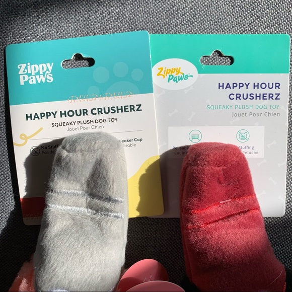 NWT zippy paws Rose & Merlot Happy Hour Crusherz Dog Toys - Picture 9 of 9